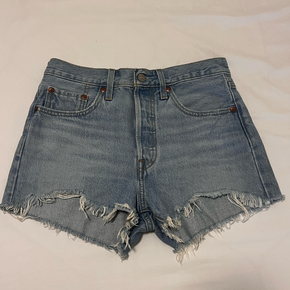 Levi’s 501 original fit high rise size 26 NWT